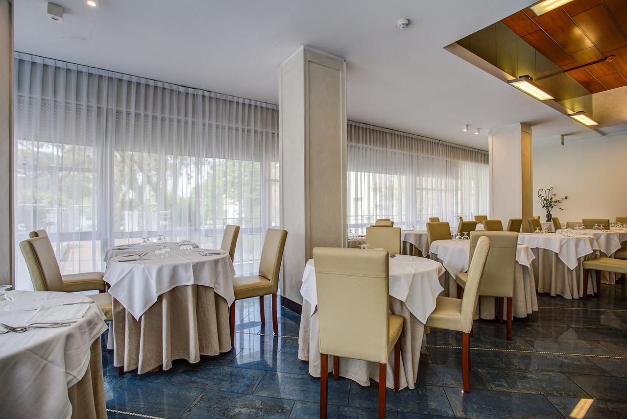 Hotel Gambrinus - Valentini Family Village Белариа-Игеа Марина Екстериор снимка